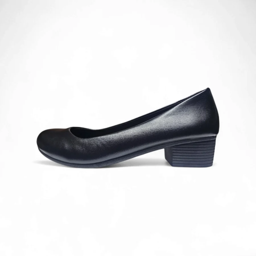 Sammy's Shoe Store | FOREVER DEMURE 3