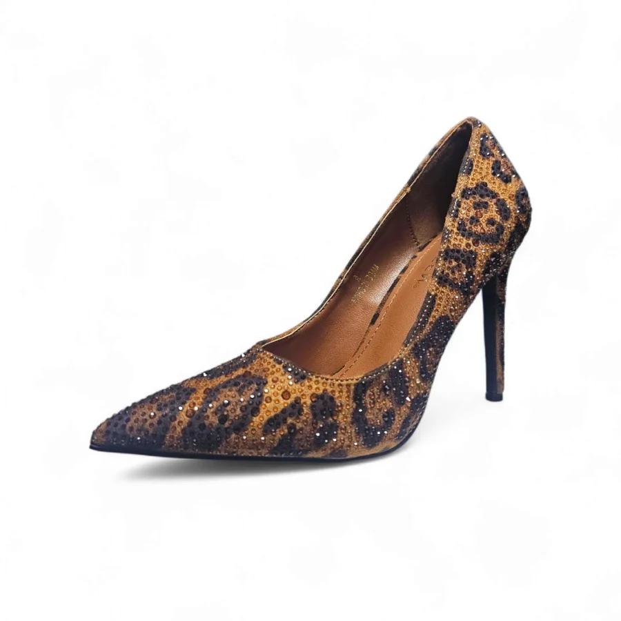 Sammy's Shoe Store | KAYLEEN FLORAA 1
