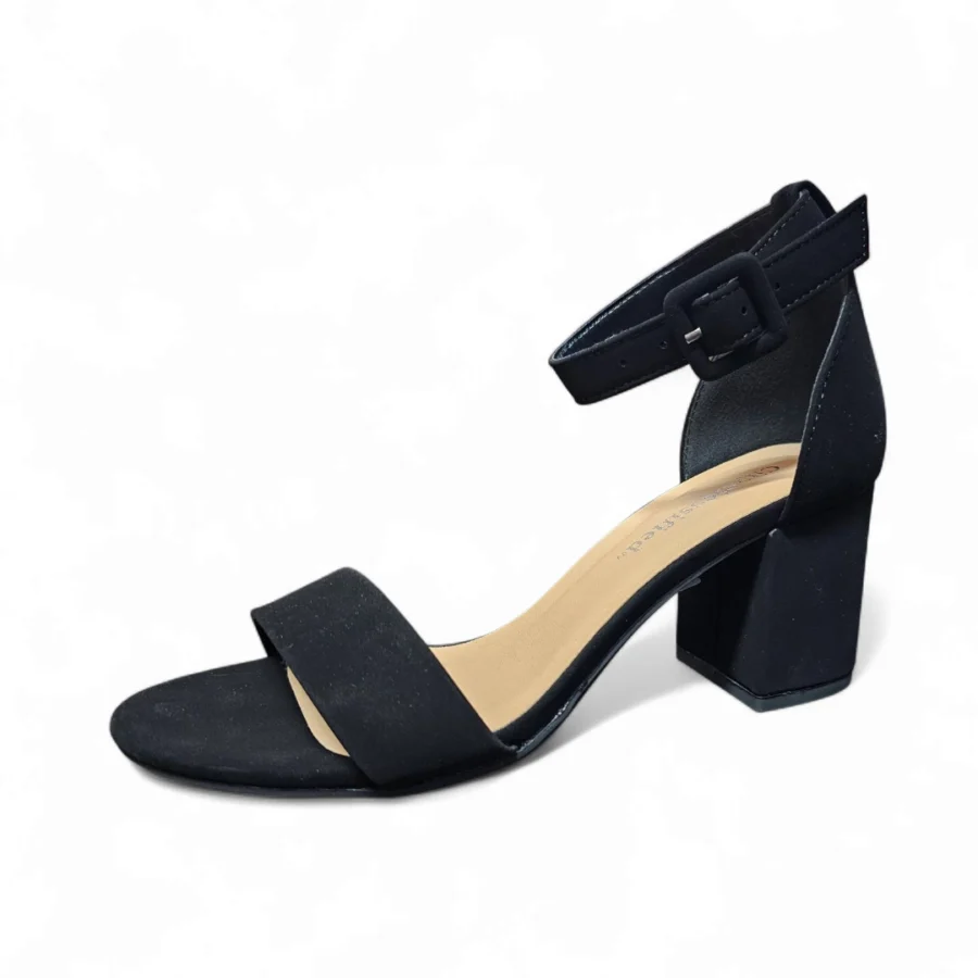 Sammy's Shoe Store | CITY CLASSIFIED CAKE