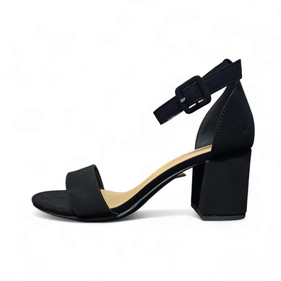 Sammy's Shoe Store | CITY CLASSIFIED CAKE